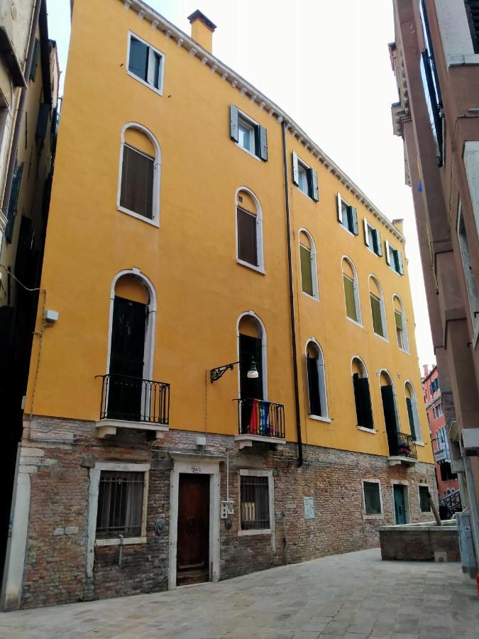 Hotel Cadoro Venecia Exterior foto