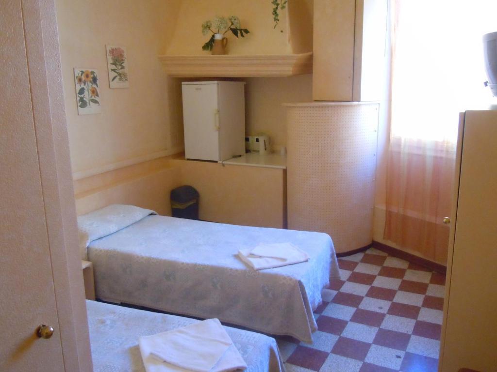 Hotel Cadoro Venecia Habitación foto